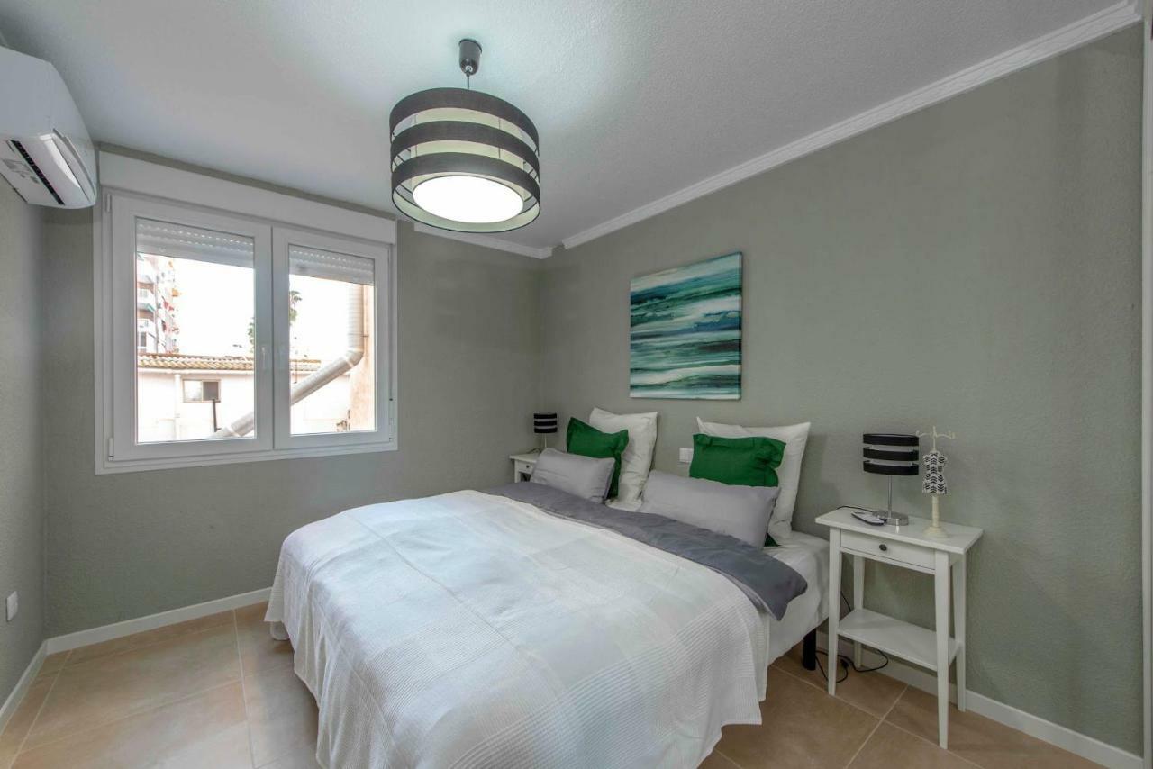 Torrevieja Apartment Luaran gambar